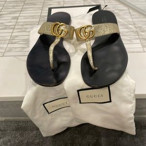 Gucci 40.5 Platino Marmont GG T- strap leather sandals.